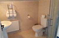 Ensuite facilities showing toilet and hand basin  in Johnny B's B&B Guest accommodation, Ballybofey, Co. Donegal, Ireland